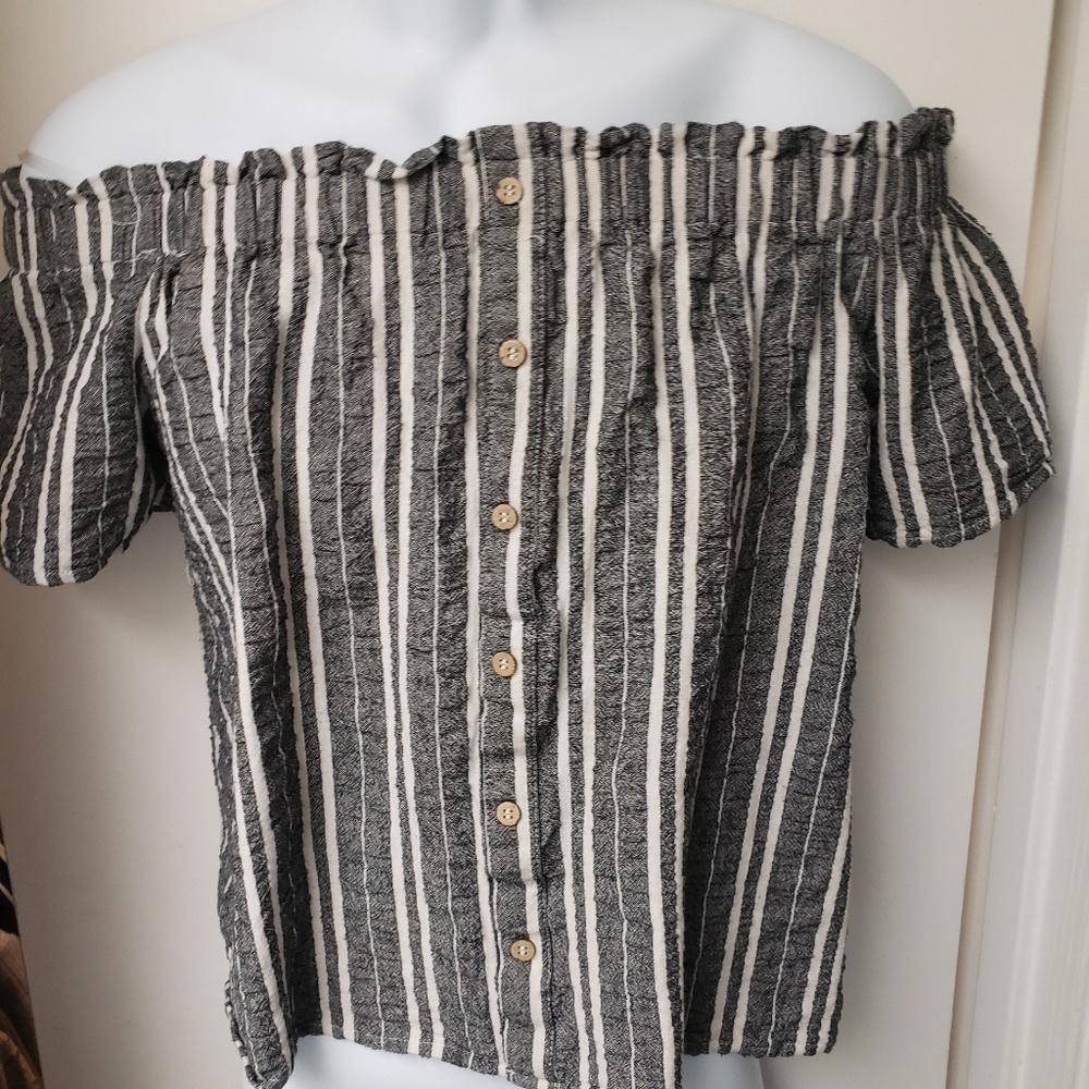 Active USA..grey and white off the shoulder top